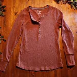 Women's Henley button down, rust 60/40 cotton/poly size Small (fits more like M)